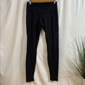 Lululemon heathered black leggings women's 6